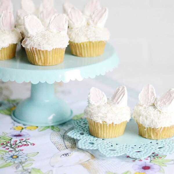 Tin Cake Stand with Bunny Cakes