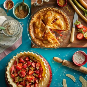 Glass Pie Plate with Strawberry Pie